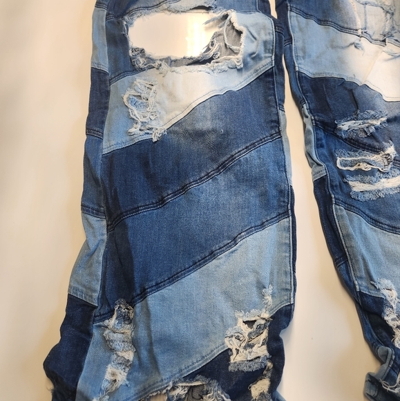 Ripped Wide Leg Jeans - Picture 4 of 10